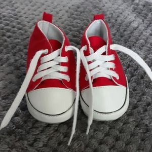 Red converse baby shoes